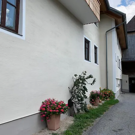 Farm stay Biohof Golly